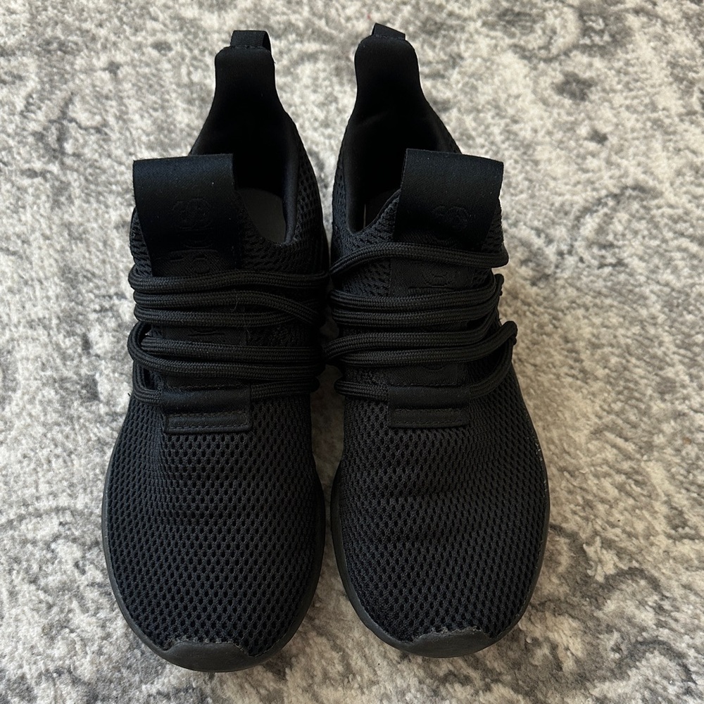Kids Adidas Lite Racer sneakers size 5